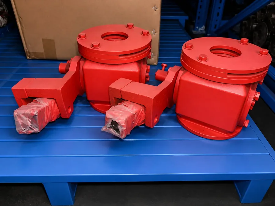 Abrasive flow control valves for shot blasting equipment